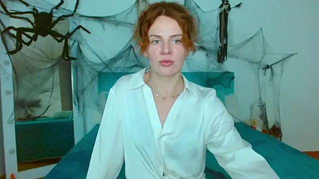 Snapshot of Lina_muse_ chatting on 10-28-25, 01:36 Lina muse  online show from 10-28-25, 01:36