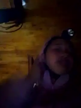 Snapshot of TRIEUTRIEU20 chatting on 11-20-25, 12:49 TRIEUTRIEU20 online show from 11-20-25, 12:49