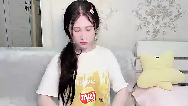 Snapshot of anna-888- chatting on 05-01-26, 04:00 anna-888- online show from 05-01-26, 04:00