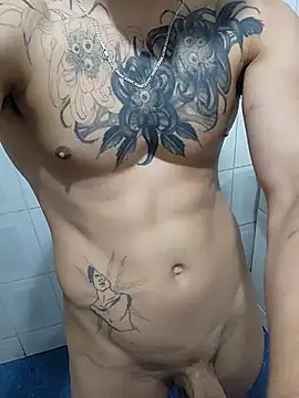 Snapshot of UrFavDick96 chatting on 10-27-25, 05:00 UrFavDick96 online show from 10-27-25, 05:00