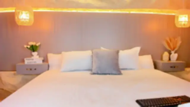 AmyColman  online show from 03-12-26, 12:11