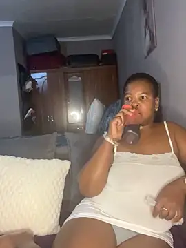 SweetCandy84 online show from 11-09-25, 05:44