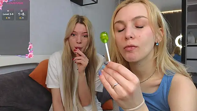 Snapshot of betweenUse chatting on 02-17-26, 04:31 betweenUse online show from 02-17-26, 04:31