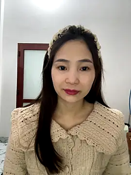 Pig pig11 online show from 12-15-25, 11:09