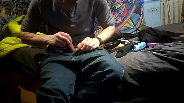 Snapshot of YourAddicted2 chatting on 01-11-26, 06:02 YourAddicted2 online show from 01-11-26, 06:02