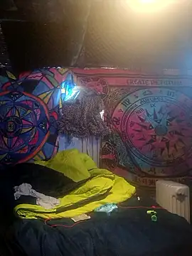 Snapshot of YourAddicted2 chatting on 01-14-26, 09:42 YourAddicted2 online show from 01-14-26, 09:42