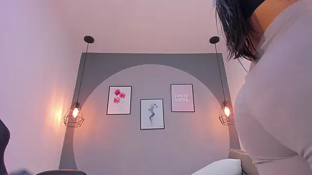 Snapshot of dannavelvet chatting on 11-30-25, 02:21 dannavelvet online show from 11-30-25, 02:21