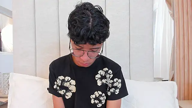 adams bobby online show from 07-17-26, 11:06