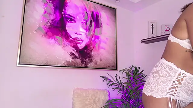 Snapshot of loana_vegas chatting on 12-04-25, 04:27 loana vegas online show from 12-04-25, 04:27