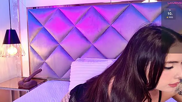  giggy 2 online show from 11-30-25, 11:47