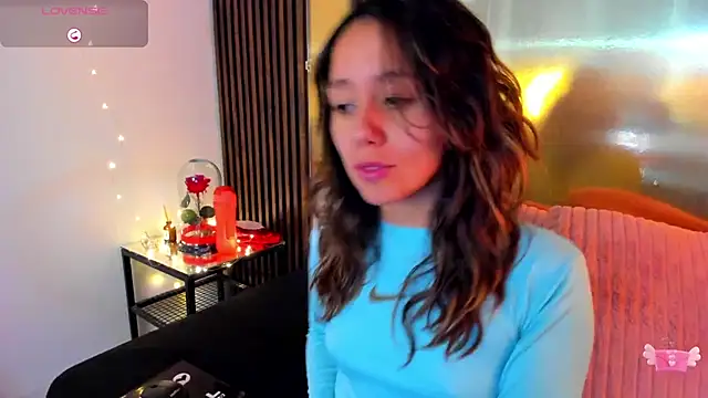 LunaaMorena online show from 12-15-25, 02:32