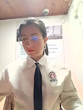 Snapshot of Valentina--1 chatting on 07-07-26, 10:30 Valentina--1 online show from 07-07-26, 10:30