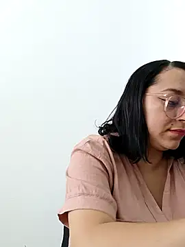 Caroline-17 online show from 11-07-25, 06:19