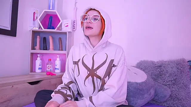 celeste blazze  online show from 11-06-25, 02:18