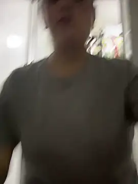 Snapshot of chanelketty chatting on 11-06-25, 01:17 chanelketty online show from 11-06-25, 01:17