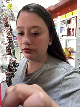 Snapshot of chanelketty chatting on 12-03-25, 01:42 chanelketty online show from 12-03-25, 01:42