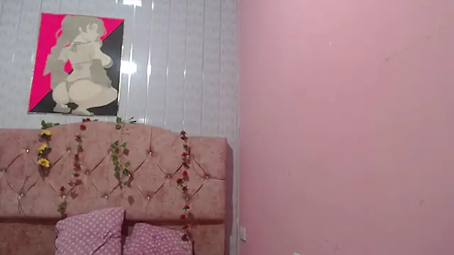 Victoria Alvarez online show from 11-08-25, 02:12