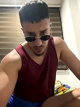 Snapshot of venus_girego chatting on 10-29-25, 04:26 venus girego online show from 10-29-25, 04:26