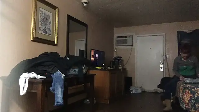 Snapshot of Rayraythegoat chatting on 01-18-26, 06:17 Rayraythegoat online show from 01-18-26, 06:17