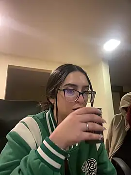 Kloe Novoa online show from 03-24-26, 12:10