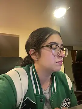 Kloe Novoa online show from 04-21-26, 12:33