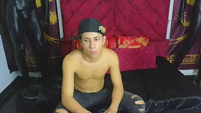 Horny Duo0 online show from 10-25-25, 04:53