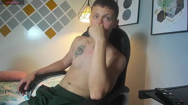 Garuo 18 online show from 11-05-25, 04:12