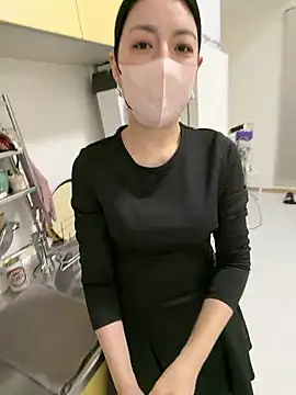 akimix xoxo online show from 03-20-26, 11:15