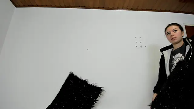 Vanessa Martinz online show from 11-07-25, 11:54