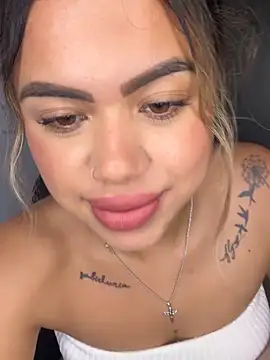 Alanna-foxx online show from 11-07-25, 11:27