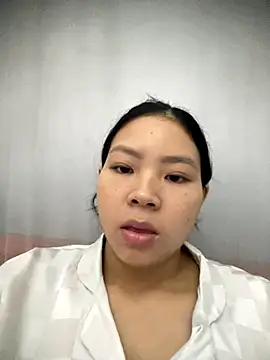 Snapshot of Milk_xx chatting on 11-03-25, 02:51 Milk xx online show from 11-03-25, 02:51