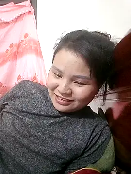 Snapshot of Beny_x chatting on 11-25-25, 01:33 Beny x online show from 11-25-25, 01:33