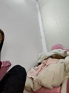 ezabel- online show from 12-15-25, 01:15