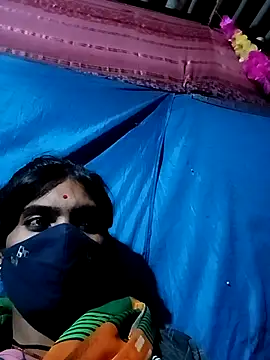 Snapshot of Janvi_babby chatting on 10-28-25, 03:14 Janvi babby online show from 10-28-25, 03:14