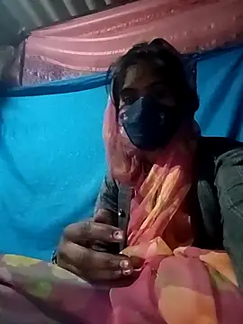 Snapshot of Janvi_babby chatting on 11-28-25, 04:09 Janvi babby online show from 11-28-25, 04:09