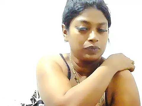 Snapshot of DOVE85 chatting on 11-19-25, 09:15 DOVE85 online show from 11-19-25, 09:15