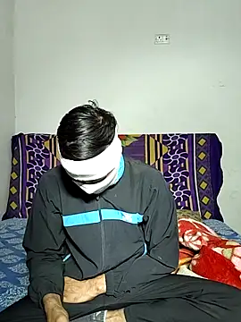 Heena-143 online show from 11-18-25, 06:01