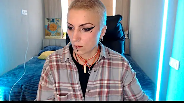 Snapshot of Sweet-n-Strong chatting on 05-28-26, 11:07 Sweet-n-Strong online show from 05-28-26, 11:07