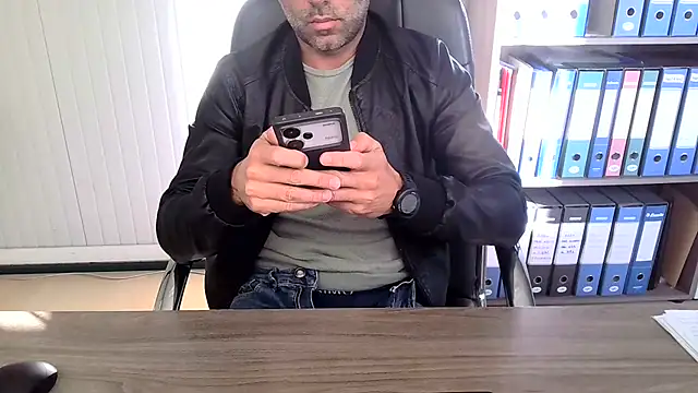 Snapshot of Evasionee chatting on 11-07-25, 07:30 Evasionee online show from 11-07-25, 07:30