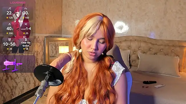 Snapshot of WhitneySweet chatting on 11-04-25, 04:33 WhitneySweet online show from 11-04-25, 04:33