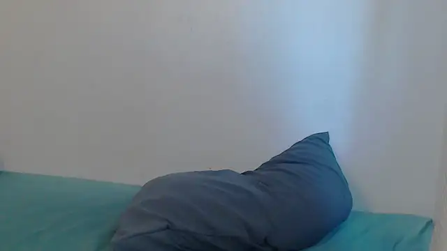 Snapshot of EbonyTinyX chatting on 11-28-25, 03:14 EbonyTinyX online show from 11-28-25, 03:14