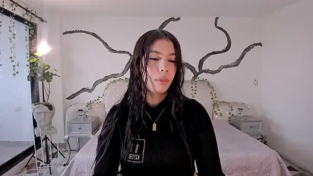 Snapshot of AsiaMillerr_ chatting on 11-14-25, 12:15 AsiaMillerr online show from 11-14-25, 12:15