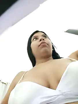 Snapshot of Angeeelina@xh chatting on 12-14-25, 05:46 Angeeelinaxh online show from 12-14-25, 05:46