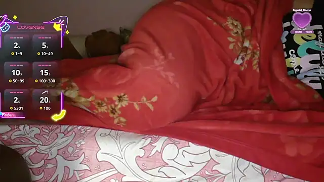 Snapshot of SASSY_CHICK chatting on 12-15-25, 05:39 SASSY CHICK online show from 12-15-25, 05:39