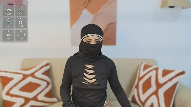 Snapshot of Lailaa_lush chatting on 10-28-25, 07:12 Lailaa lush online show from 10-28-25, 07:12