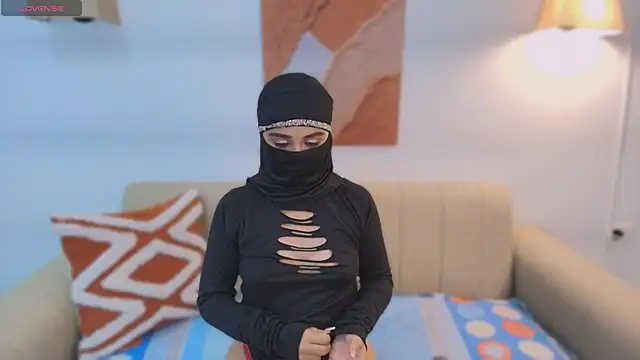 Snapshot of Lailaa_lush chatting on 11-21-25, 07:18 Lailaa lush online show from 11-21-25, 07:18