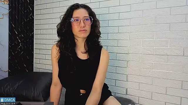 eva delight  online show from 03-30-26, 12:06