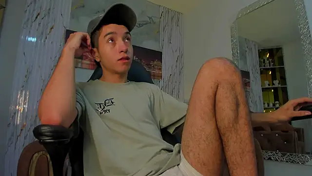 Snapshot of Dallen_Grant chatting on 06-27-26, 12:55 Dallen Grant online show from 06-27-26, 12:55