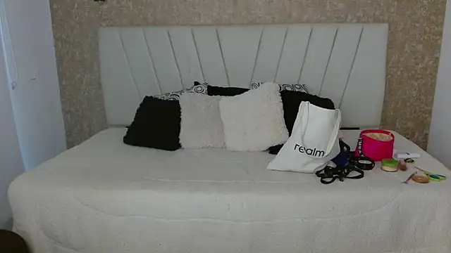 AliceSmity  online show from 04-13-26, 11:37