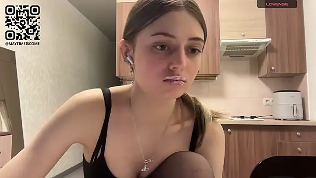 AidaGloshen online show from 04-06-26, 03:57